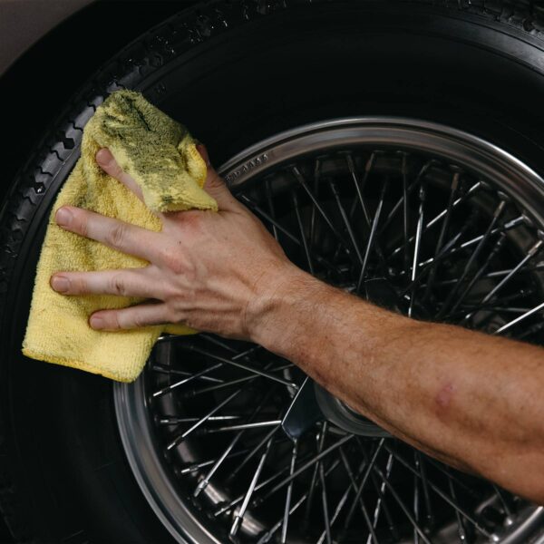 ЧЕРНАЯ СЫВОРОТКА ДЛЯ ШИН