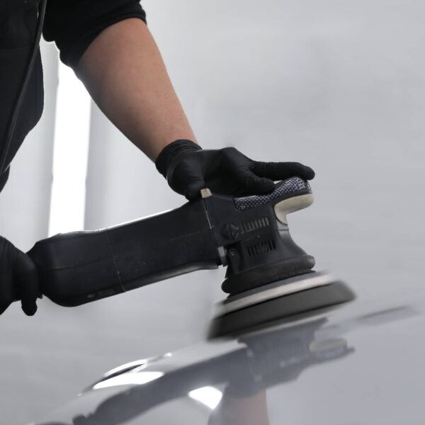 image_2_TETGOD092-machine-polisher-in-use-with-fine-cutting-compound SECTUS 12K FINE FINISH CUTTING COMPOUND