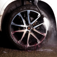 image_4_CarAlloyWheelCleanerRinsedOffAWheelGOD051